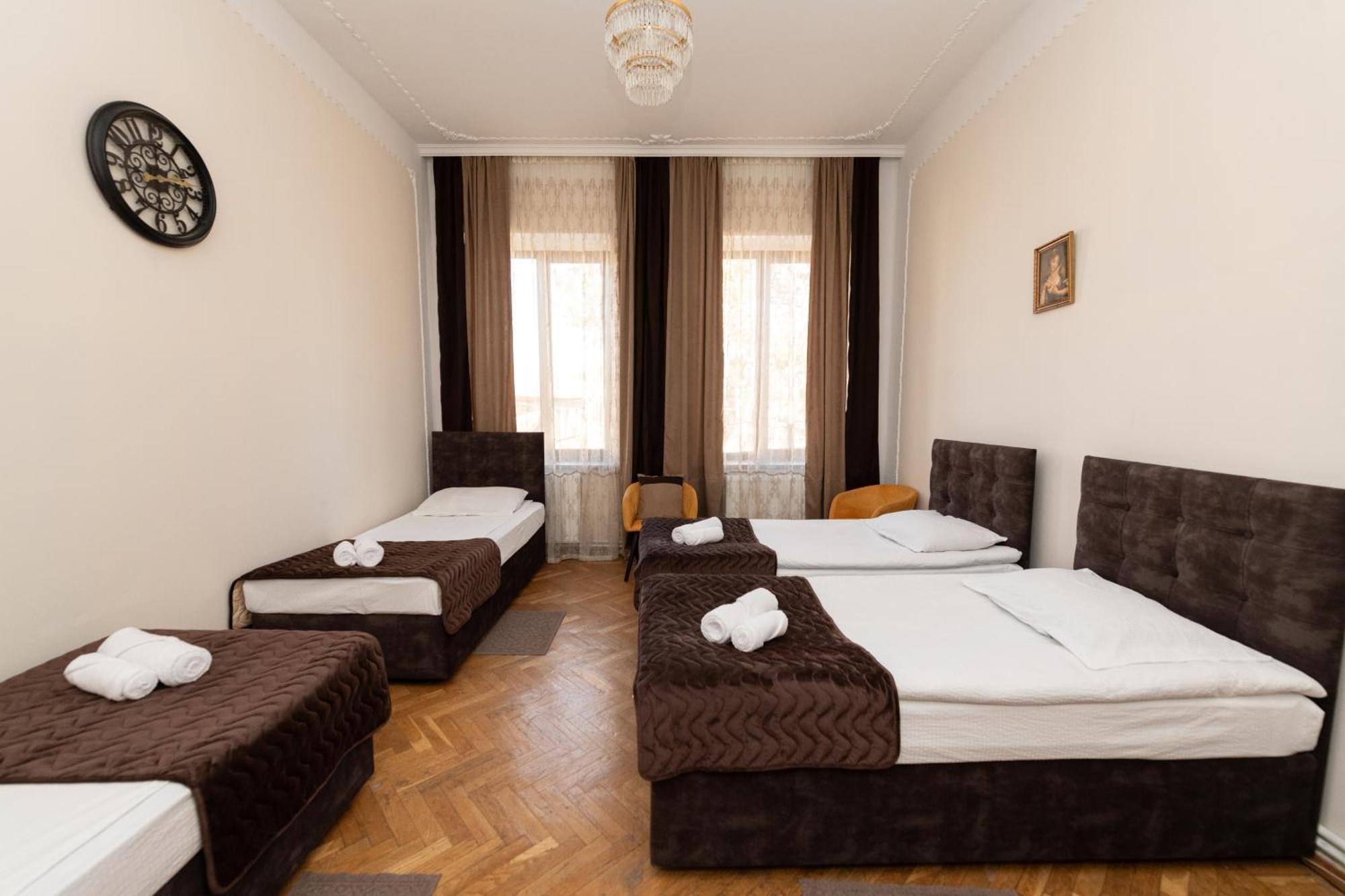Anna'S Guest House 고리 외부 사진