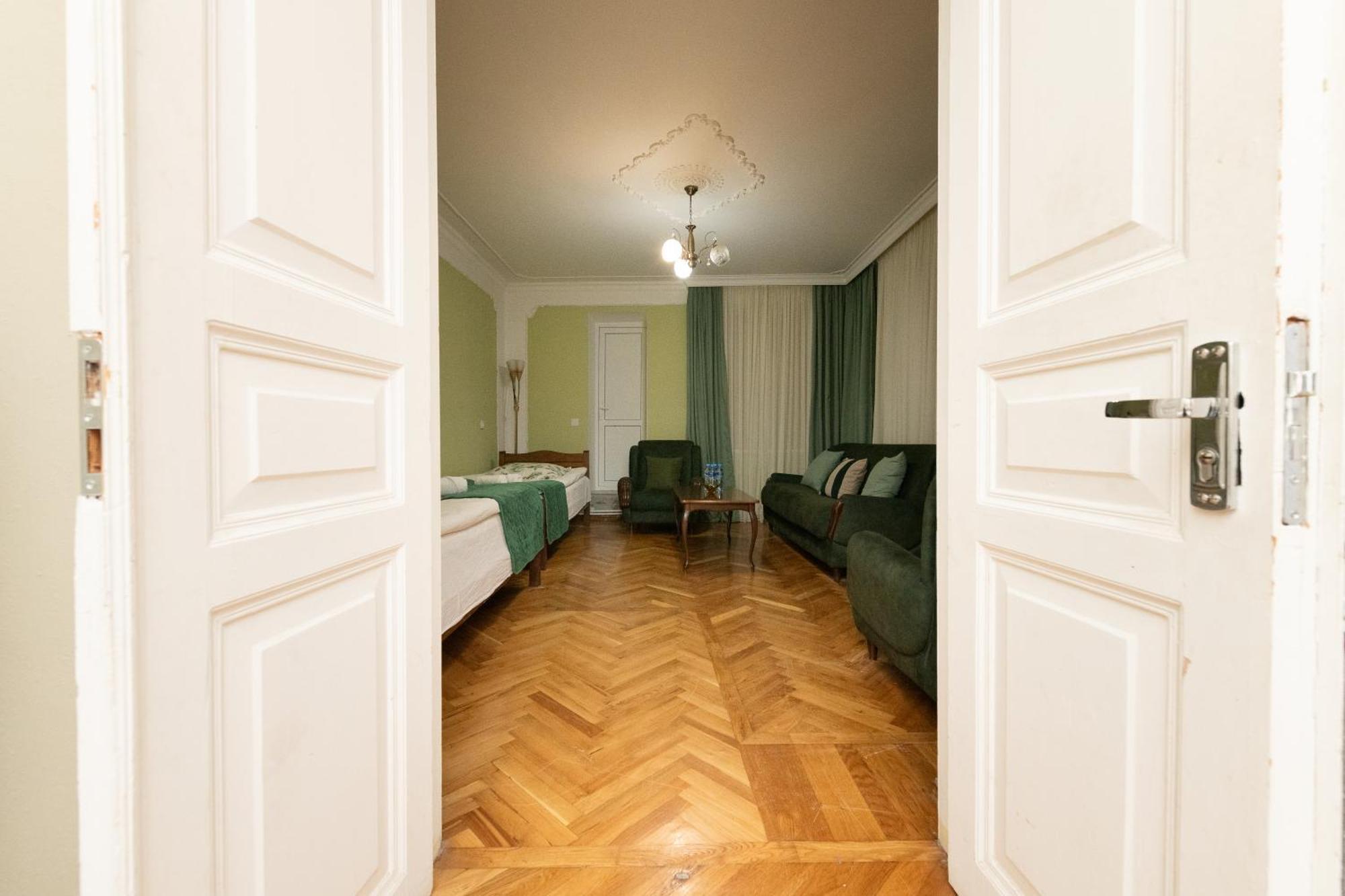 Anna'S Guest House 고리 외부 사진
