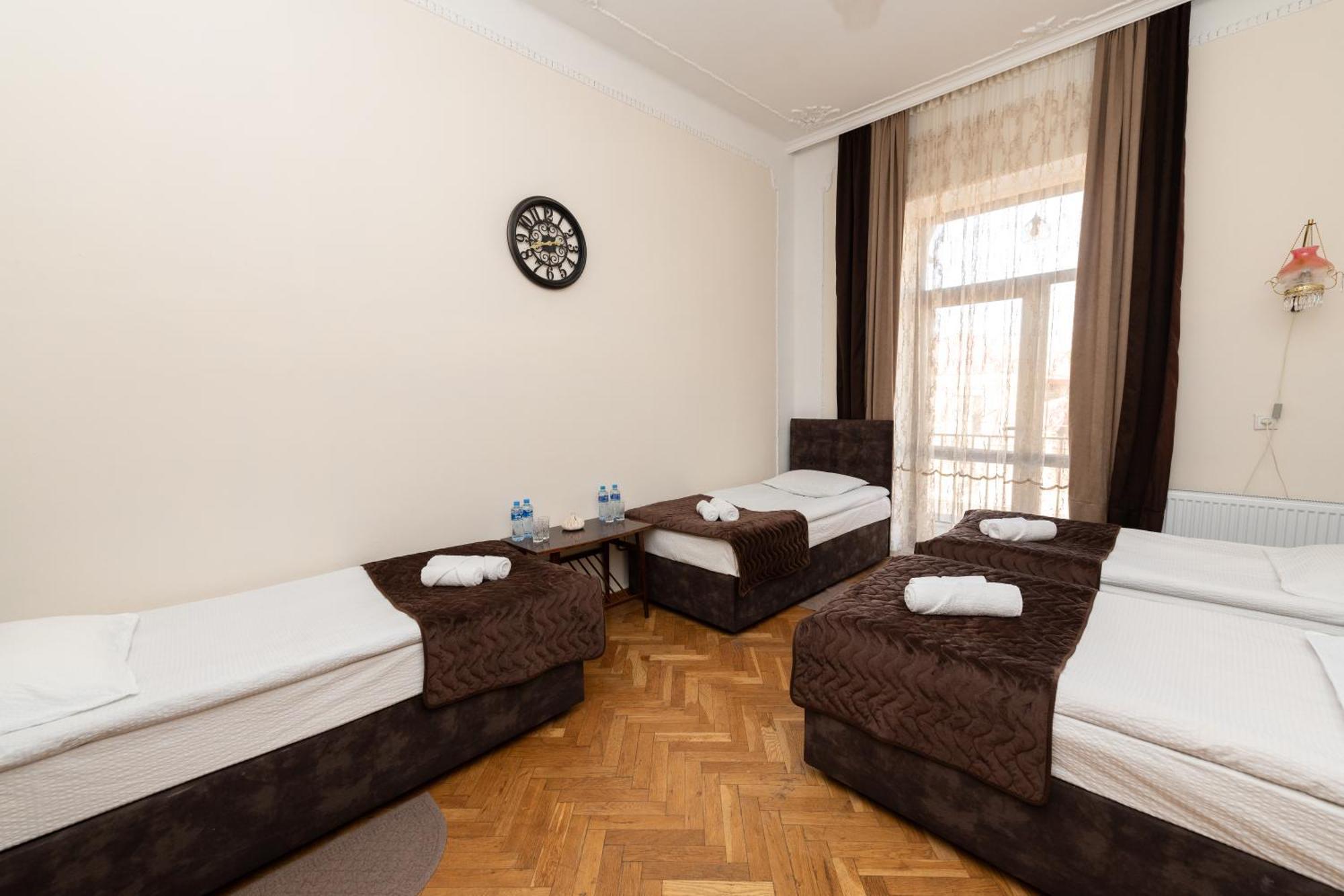 Anna'S Guest House 고리 외부 사진